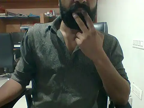 Snapshot of autophile-indian chatting on September 25, 2025, 7:03 am autophile-indian online show from September 25, 2025, 7:03 am