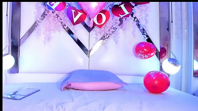 NallyMax1 online show from February 15, 2026, 5:52 am