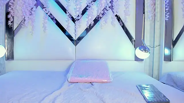 NallyMax1 online show from December 5, 2025, 9:12 pm