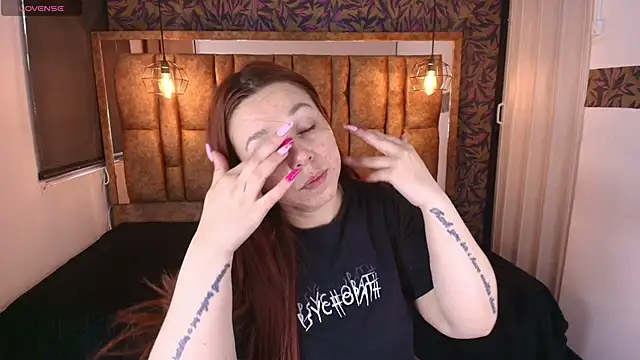 Isa Thompson   online show from April 5, 2026, 12:01 pm