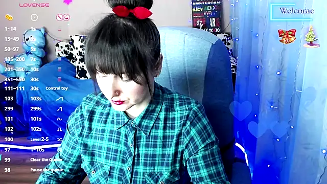 Snapshot of MilaRay chatting on February 1, 2025, 9:21 am MilaRay online show from February 1, 2025, 9:21 am