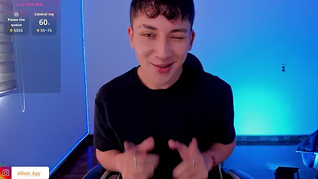 Snapshot of Casper___kyy chatting on February 9, 2026, 6:17 pm Casper kyy online show from February 9, 2026, 6:17 pm