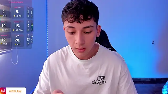 Snapshot of Casper___kyy chatting on March 4, 2026, 7:10 pm Casper kyy online show from March 4, 2026, 7:10 pm