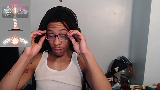 Snapshot of Mrlight1k chatting on February 4, 2026, 2:39 am Mrlight1k online show from February 4, 2026, 2:39 am