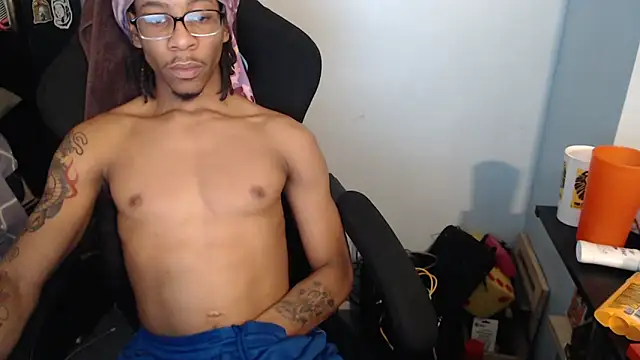 Snapshot of Mrlight1k chatting on March 3, 2026, 11:34 pm Mrlight1k online show from March 3, 2026, 11:34 pm