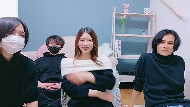 Reto-sama online show from November 22, 2025, 3:44 pm