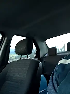 Snapshot of Blackaxes chatting on November 13, 2025, 10:24 pm Blackaxes online show from November 13, 2025, 10:24 pm