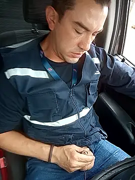 Snapshot of Blackaxes chatting on January 8, 2026, 5:08 pm Blackaxes online show from January 8, 2026, 5:08 pm