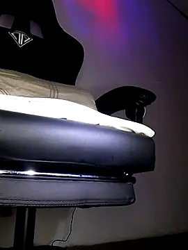 Bosssweet22cm online show from November 20, 2025, 11:47 pm