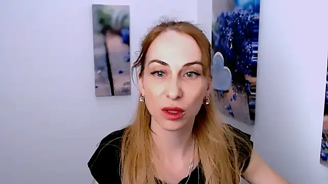 Snapshot of Create_your_own_sun chatting on September 9, 2025, 12:47 pm Create your own sun online show from September 9, 2025, 12:47 pm