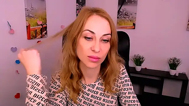 Snapshot of Create_your_own_sun chatting on November 2, 2025, 1:49 pm Create your own sun online show from November 2, 2025, 1:49 pm