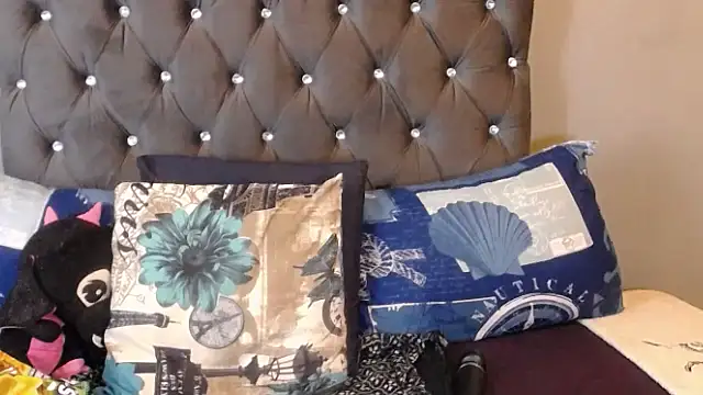 BIG BOOBSxXxX online show from February 26, 2026, 6:08 pm