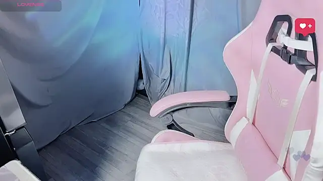 Snapshot of BabeFaceless chatting on February 11, 2026, 7:47 pm BabeFaceless online show from February 11, 2026, 7:47 pm