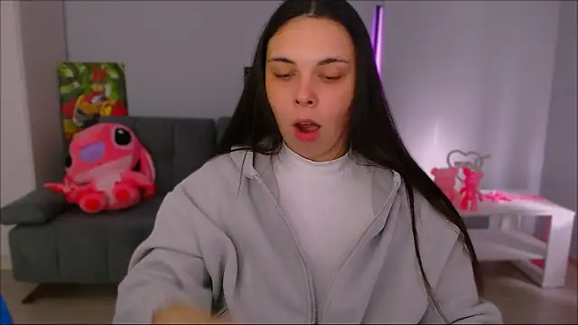 queenofthesense  online show from October 16, 2025, 10:56 am