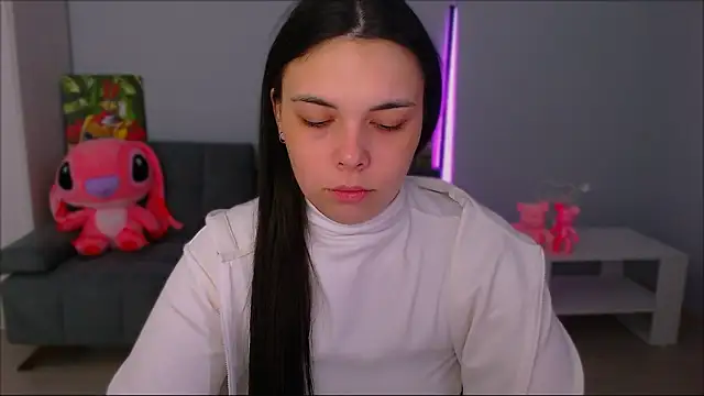 queenofthesense  online show from October 20, 2025, 8:48 am