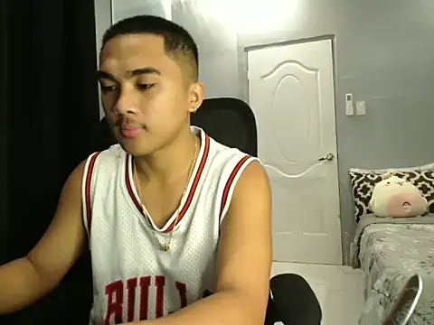 Snapshot of pinoyAdrianneXXX chatting on September 29, 2025, 10:26 pm pinoyAdrianneXXX online show from September 29, 2025, 10:26 pm