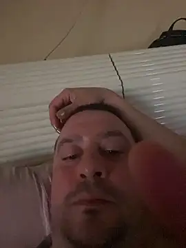 sleepboy online show from March 15, 2026, 8:05 pm
