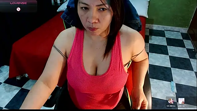 hiilarybrown online show from July 16, 2026, 12:29 am