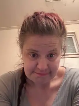 lbbushy81 online show from January 14, 2026, 2:15 am