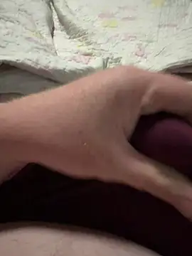 anonimo7762 online show from April 16, 2026, 12:11 am