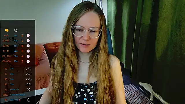 Snapshot of _Goldilocks_ chatting on September 18, 2025, 6:49 am  Goldilocks  online show from September 18, 2025, 6:49 am