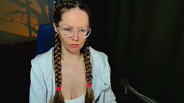Snapshot of _Goldilocks_ chatting on September 29, 2025, 4:56 pm  Goldilocks  online show from September 29, 2025, 4:56 pm