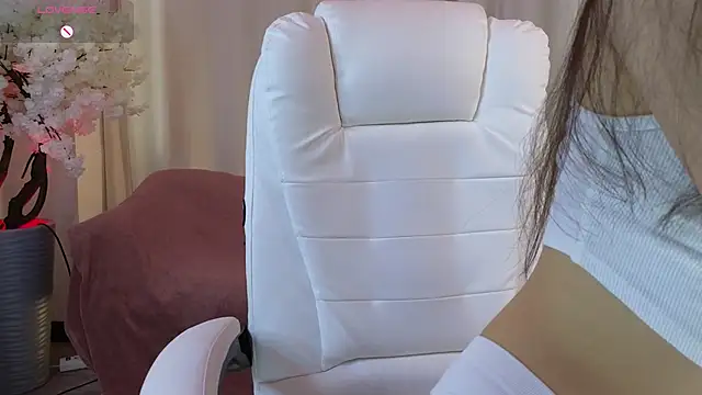 Snapshot of Janet_Jee chatting on September 17, 2025, 12:18 pm Janet Jee online show from September 17, 2025, 12:18 pm