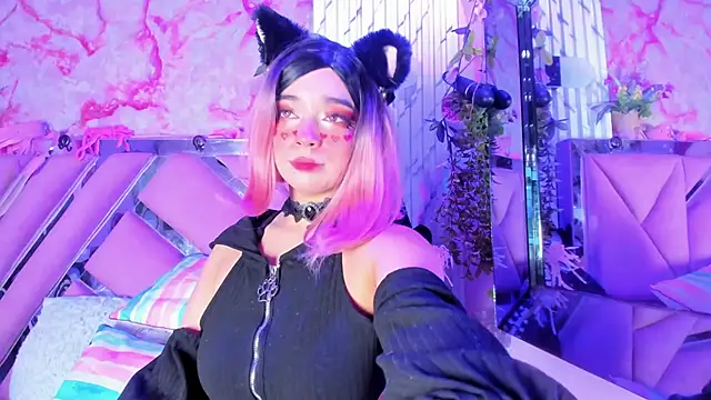 Akane Hikari  online show from December 4, 2025, 3:27 am