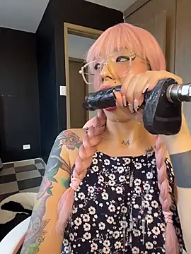 Snapshot of ValentinaBianchi chatting on December 16, 2025, 7:40 pm ValentinaBianchi online show from December 16, 2025, 7:40 pm