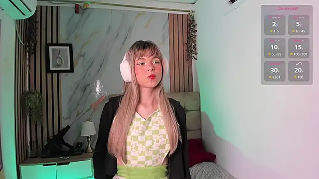 Vanessa Jenner online show from June 12, 2026, 8:50 pm