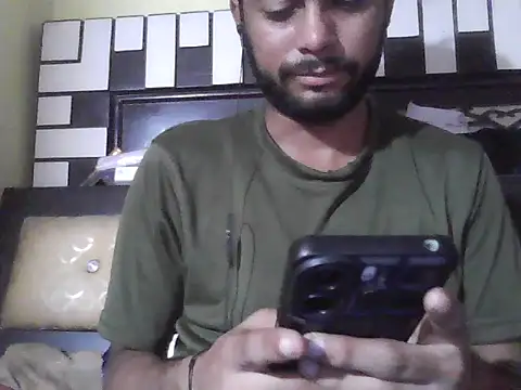 ursdreamperson online show from October 10, 2025, 9:21 am