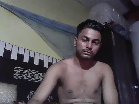 ursdreamperson online show from October 19, 2025, 7:55 am