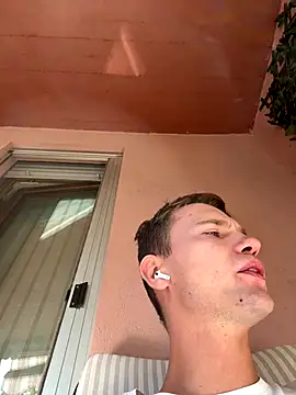 Snapshot of Italy_sex_boy chatting on October 1, 2025, 12:09 pm Italy sex boy online show from October 1, 2025, 12:09 pm