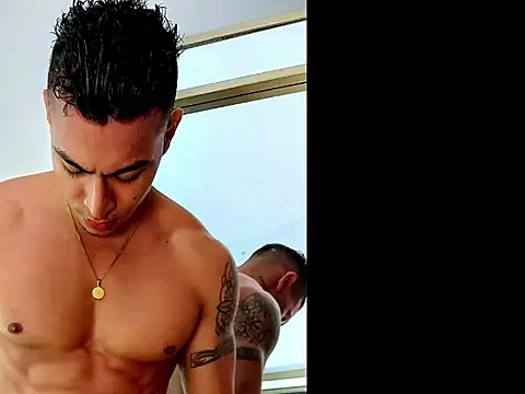 cristopher 22cm online show from January 9, 2026, 1:12 am