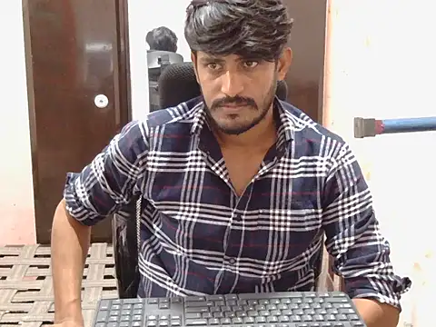 krishjaat43 online show from October 31, 2025, 5:15 am