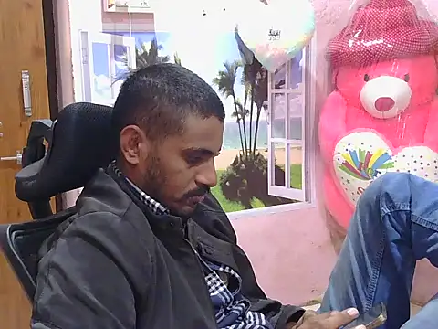 krishjaat43 online show from December 22, 2025, 10:04 am