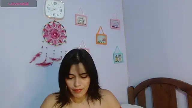 angelly  kate online show from July 1, 2026, 1:50 am