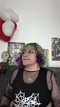 XxGreenGoodxX online show from May 26, 2026, 6:39 pm