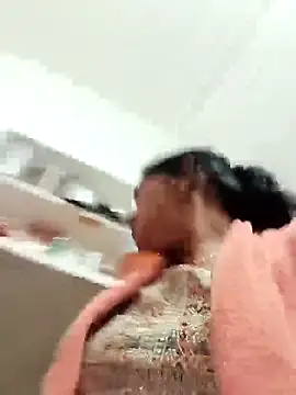 Chhaya hot online show from December 17, 2025, 3:06 pm