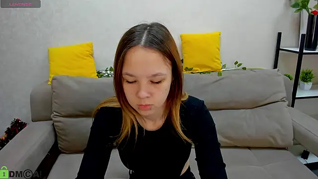 Snapshot of Lori_Blossom chatting on February 9, 2026, 9:18 am Lori Blossom online show from February 9, 2026, 9:18 am