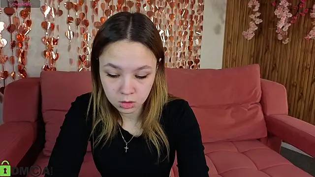 Snapshot of Lori_Blossom chatting on February 10, 2026, 9:19 am Lori Blossom online show from February 10, 2026, 9:19 am