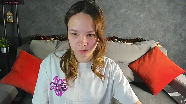 Snapshot of Lori_Blossom chatting on January 19, 2026, 9:24 am Lori Blossom online show from January 19, 2026, 9:24 am