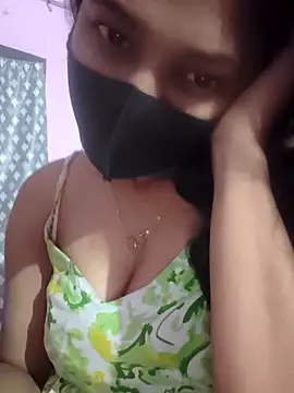 Snapshot of sexykrisha chatting on December 18, 2025, 12:05 am sexykrisha online show from December 18, 2025, 12:05 am