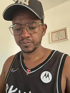 AndyCalifornia1 online show from July 14, 2026, 3:18 pm