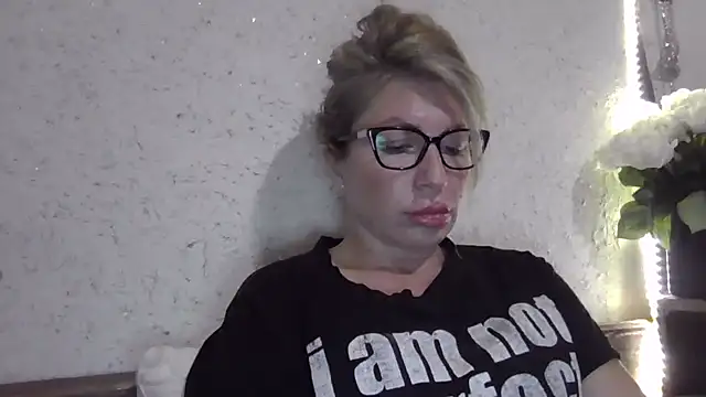 fox red lady7 online show from January 31, 2026, 9:46 pm