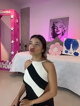 LUNAA    online show from April 17, 2026, 3:20 am