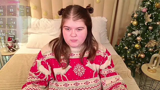 Mia Ray online show from December 18, 2025, 5:39 pm