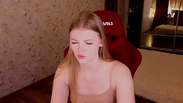 Jenny Skinner20 online show from December 21, 2025, 8:42 pm