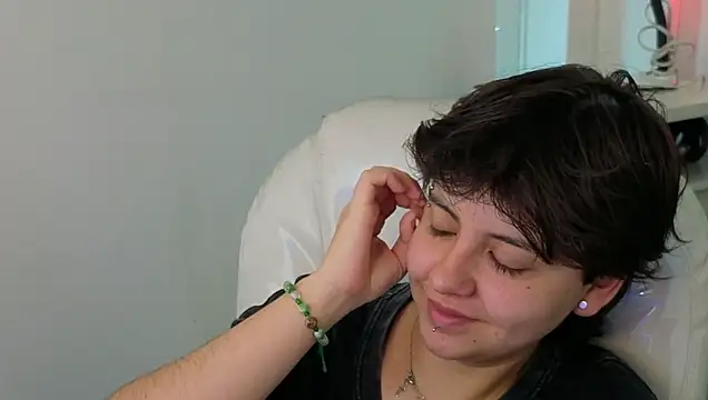 Nathaly ds online show from July 24, 2026, 3:52 pm
