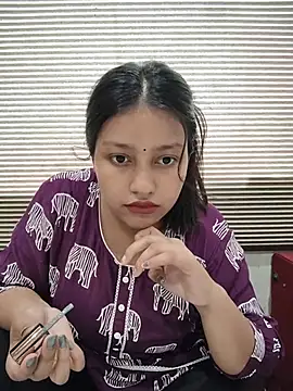 Dipali143143 online show from July 21, 2026, 11:33 am